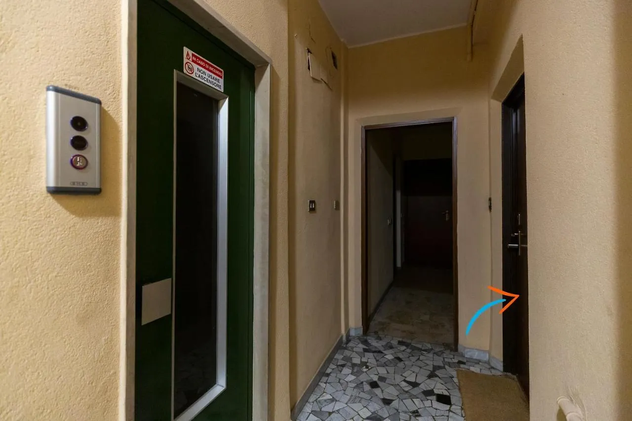 מילאנו The Wall - Top Floor Apartment