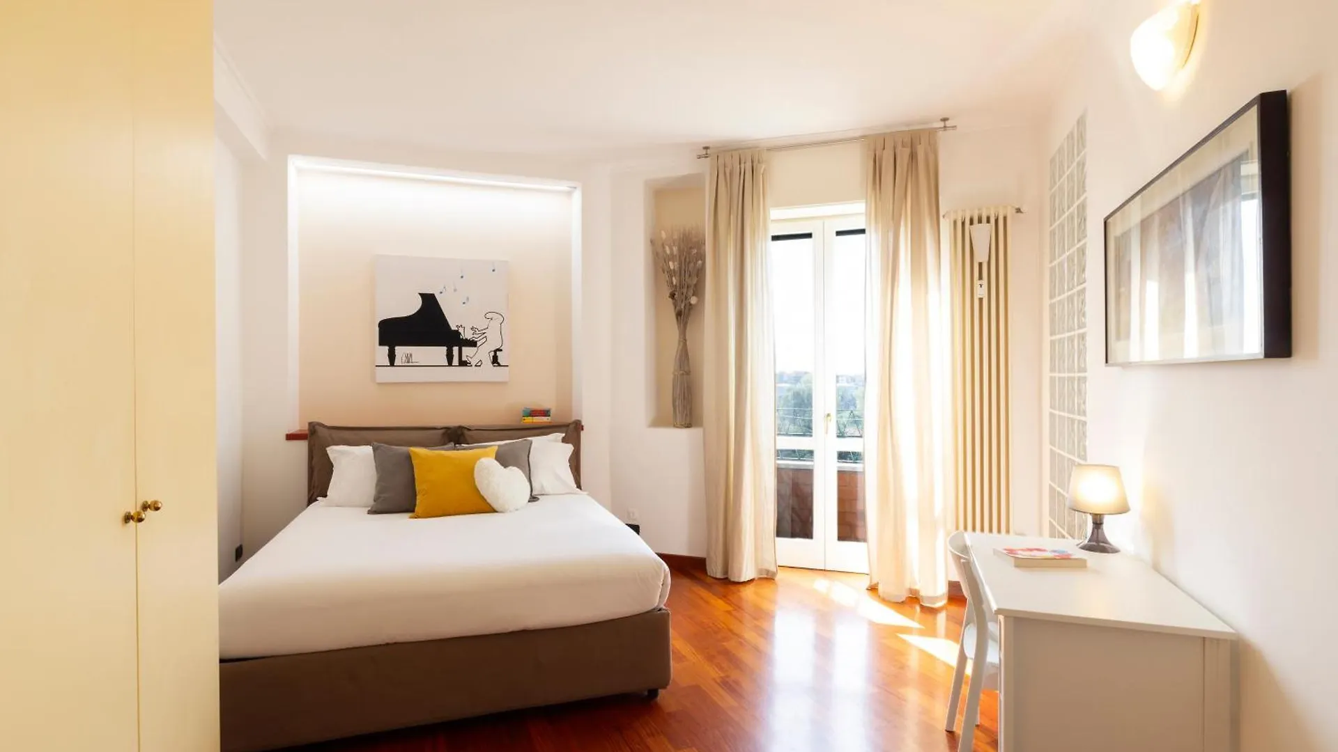 מילאנו The Wall - Top Floor Apartment